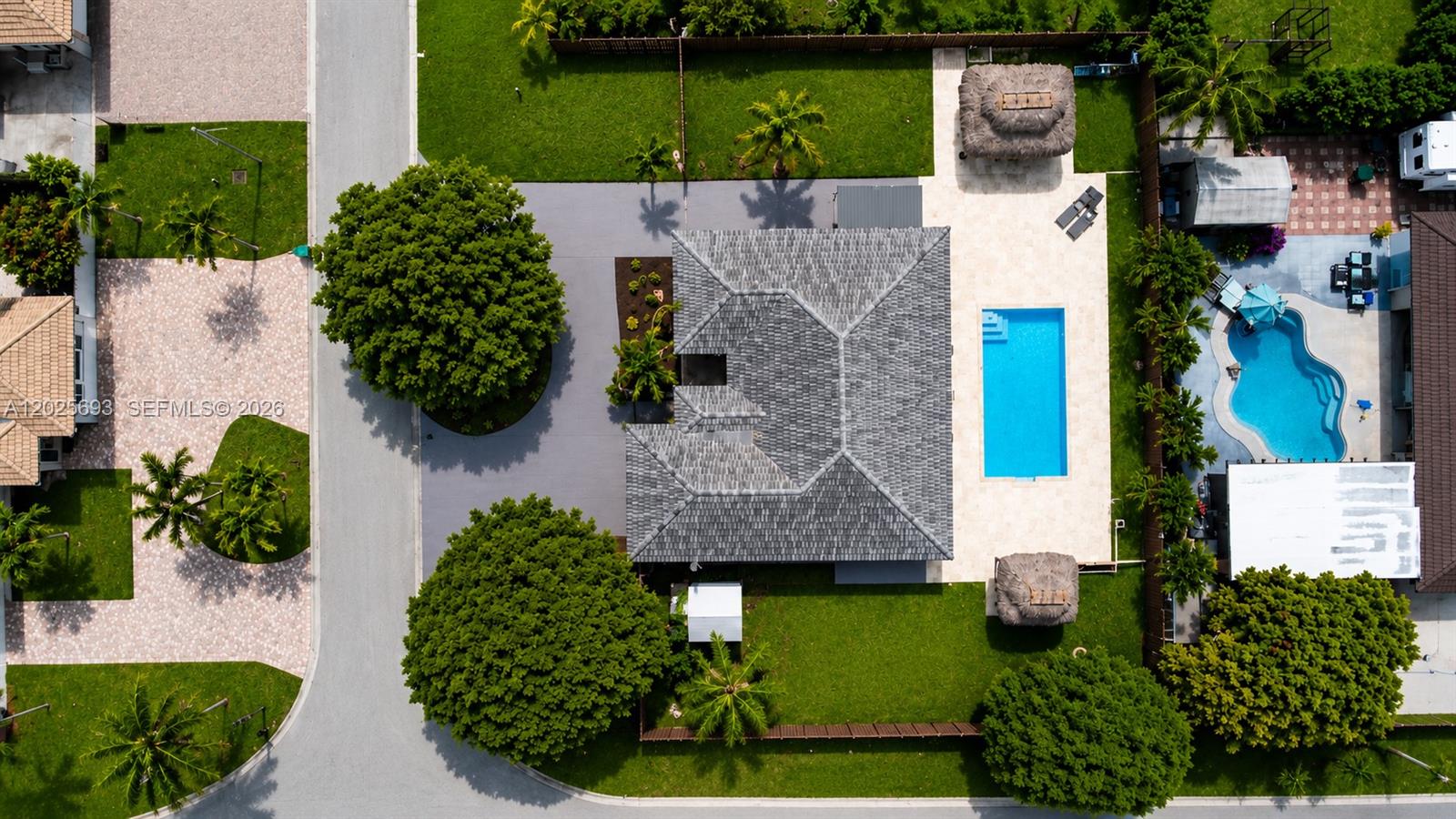 VALENCIA GROVES ESTATES - Residential