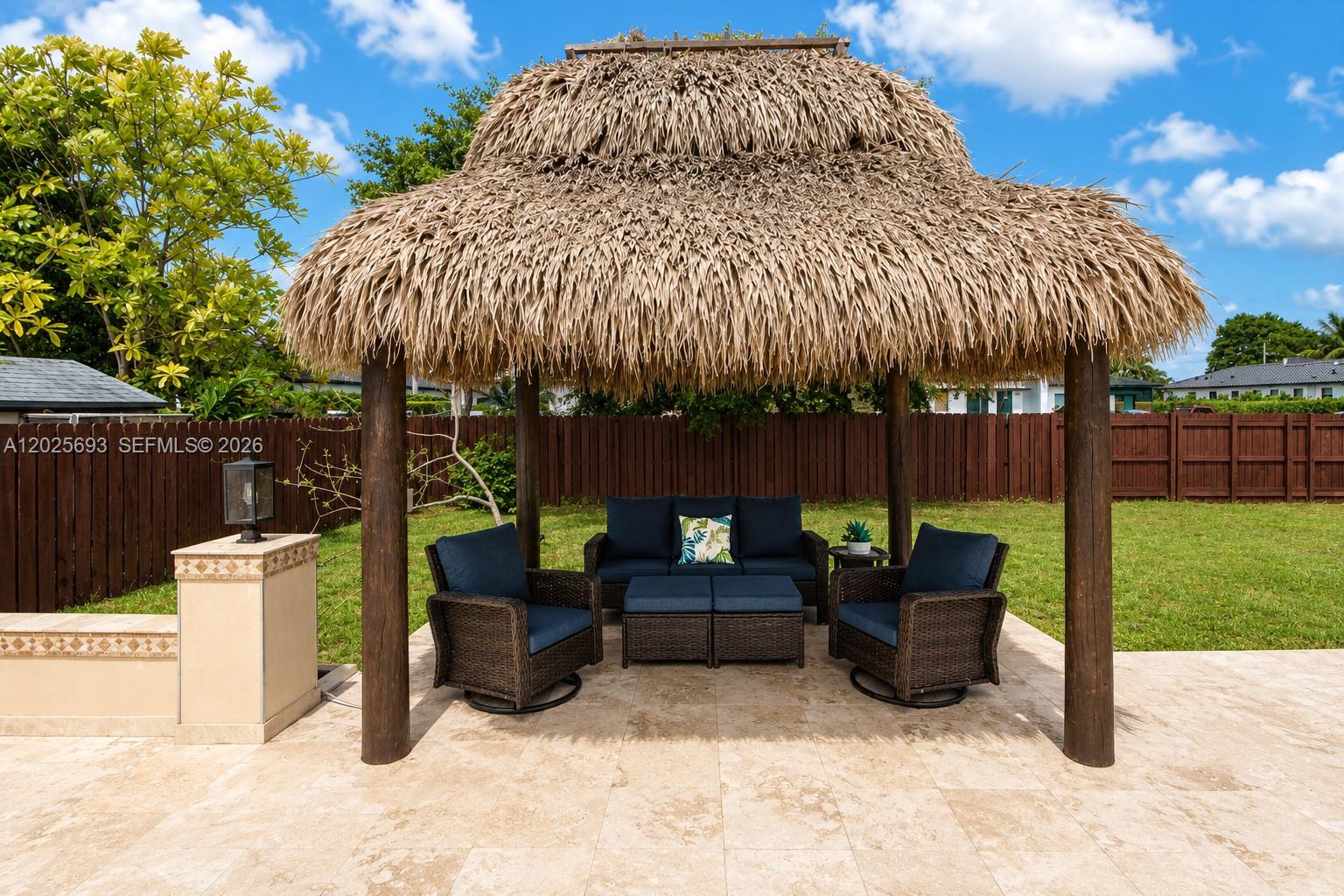 VALENCIA GROVES ESTATES - Residential