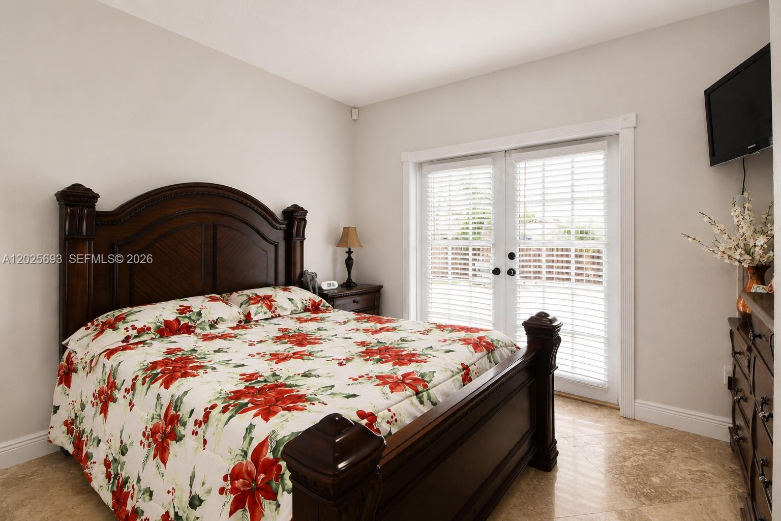VALENCIA GROVES ESTATES - Residential