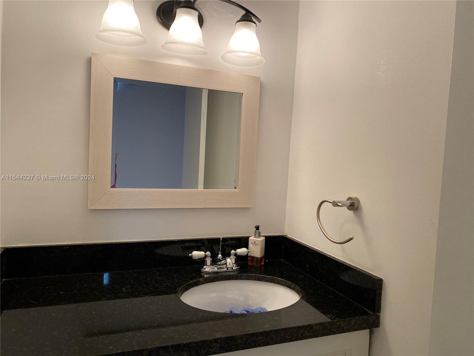 ADMIRALS PORT CONDO WEST - Residential
