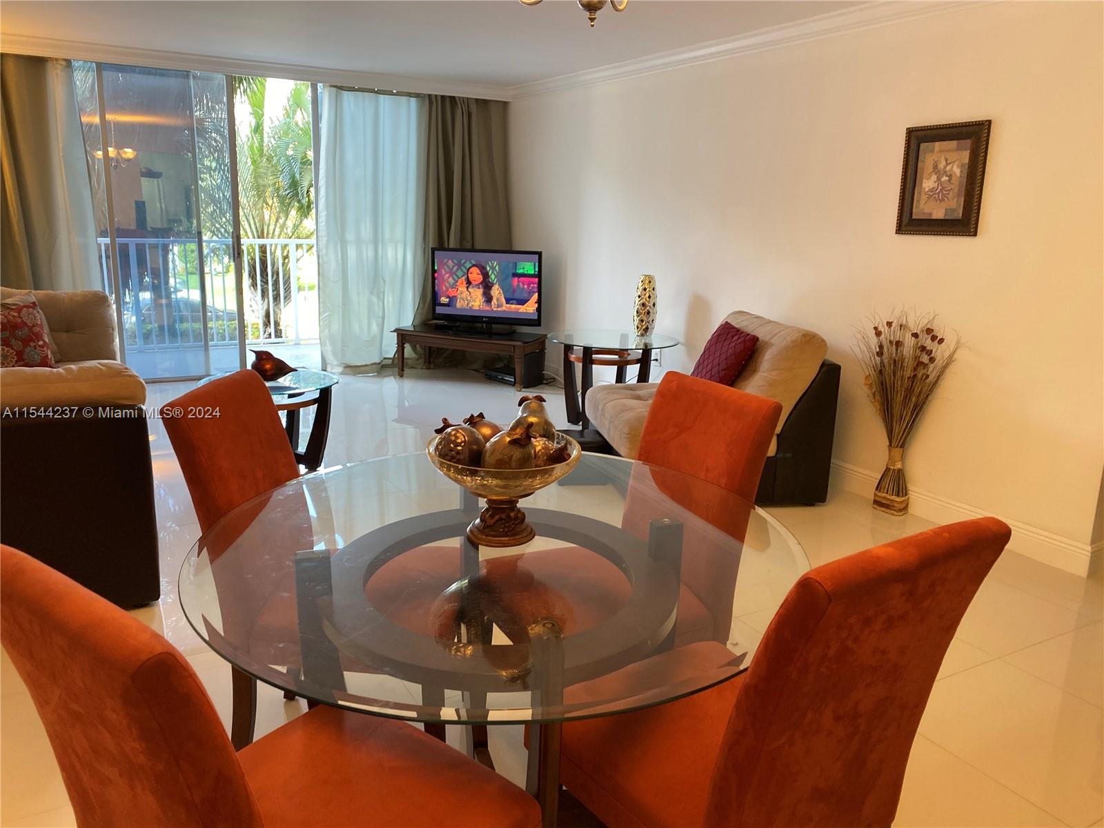 ADMIRALS PORT CONDO WEST - Residential