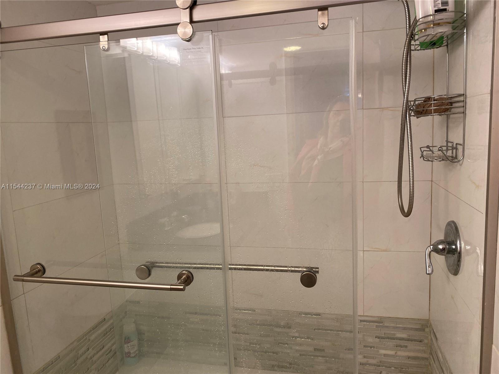 ADMIRALS PORT CONDO WEST - Residential