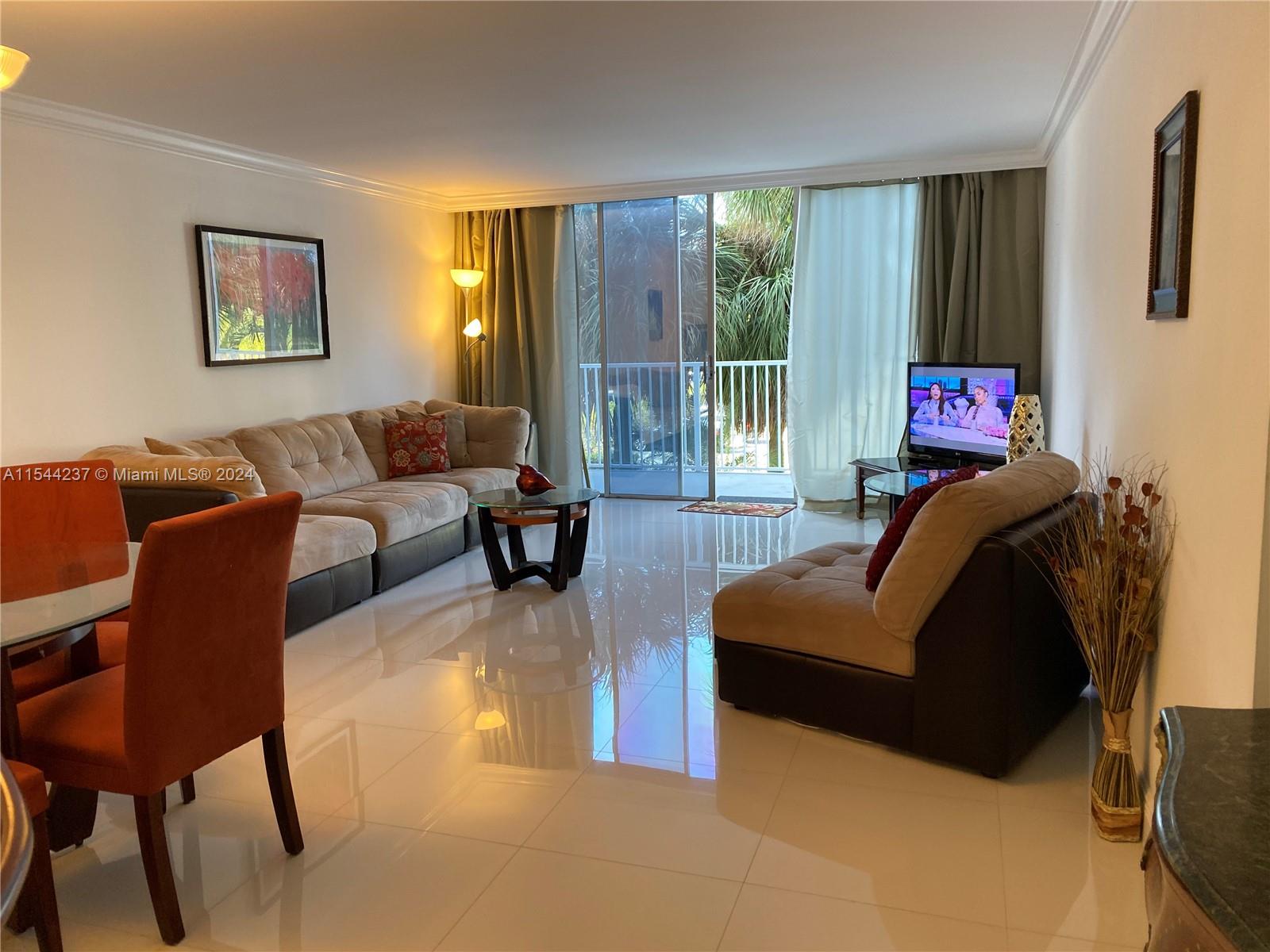 ADMIRALS PORT CONDO WEST - Residential