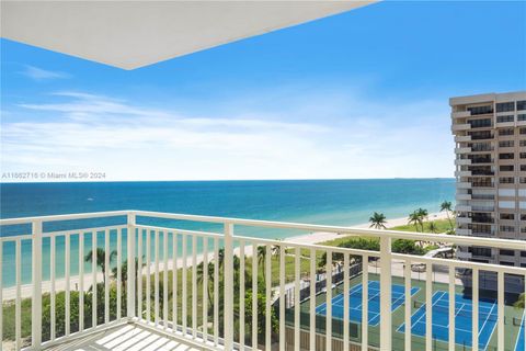 A home in Lauderdale By The Sea