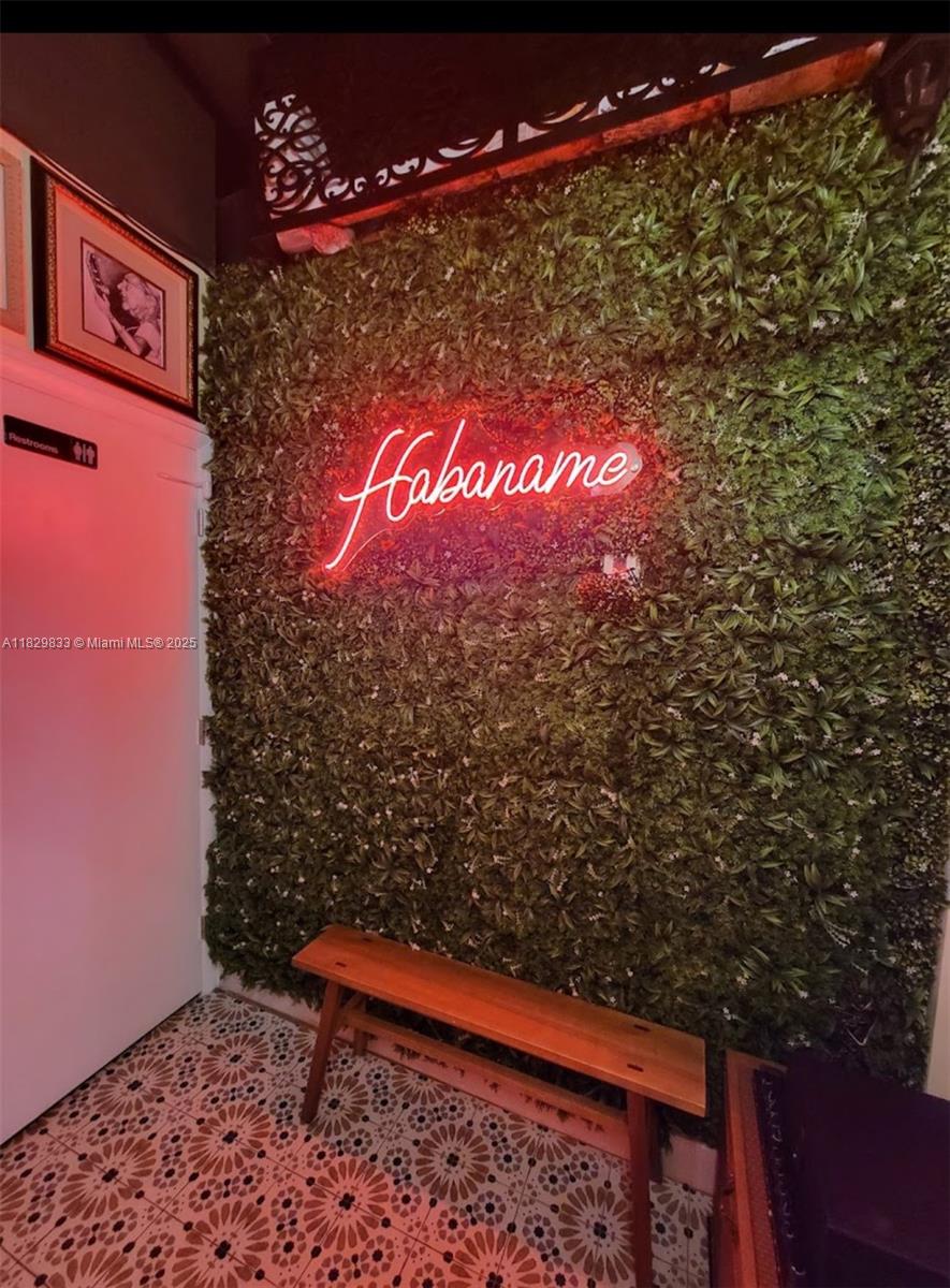 10505 NW 112th Ave