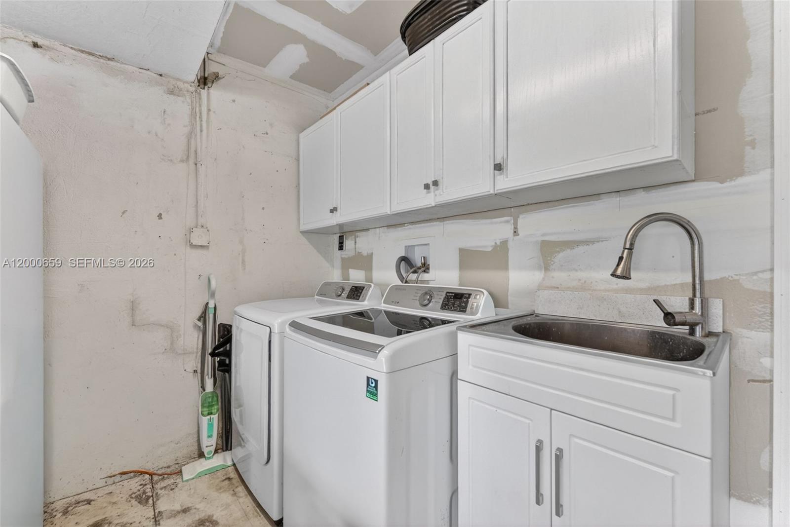 SUNRISE GOLF VILLAGE SEC - Residential