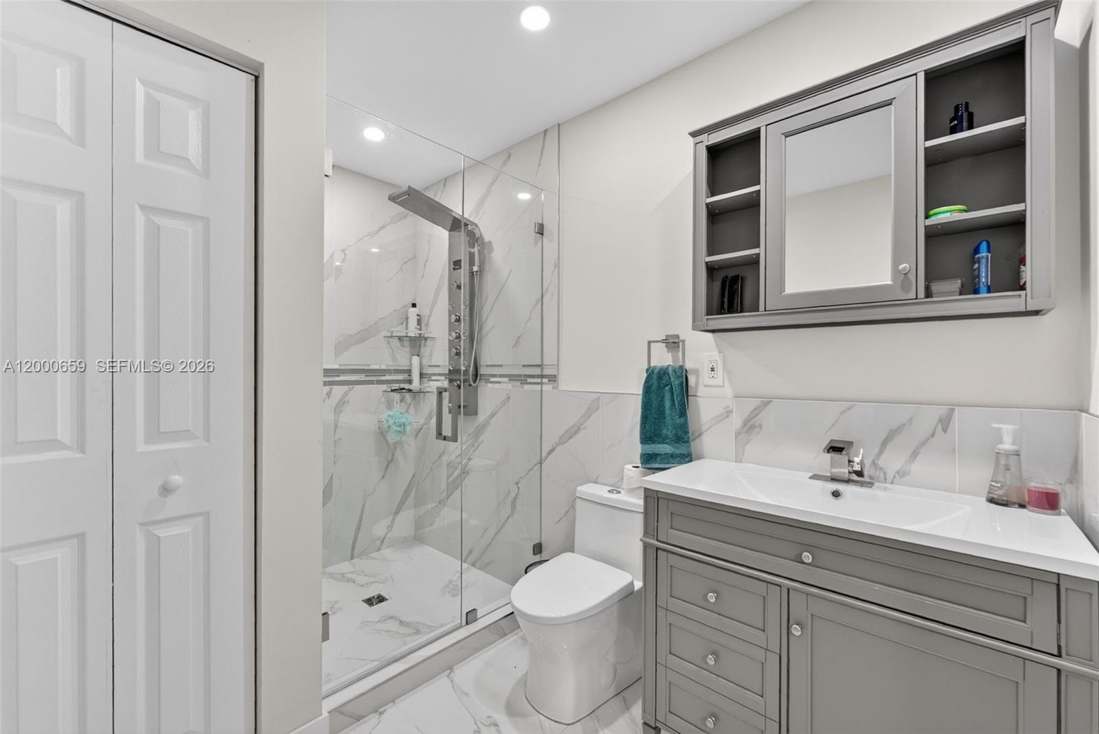 SUNRISE GOLF VILLAGE SEC - Residential