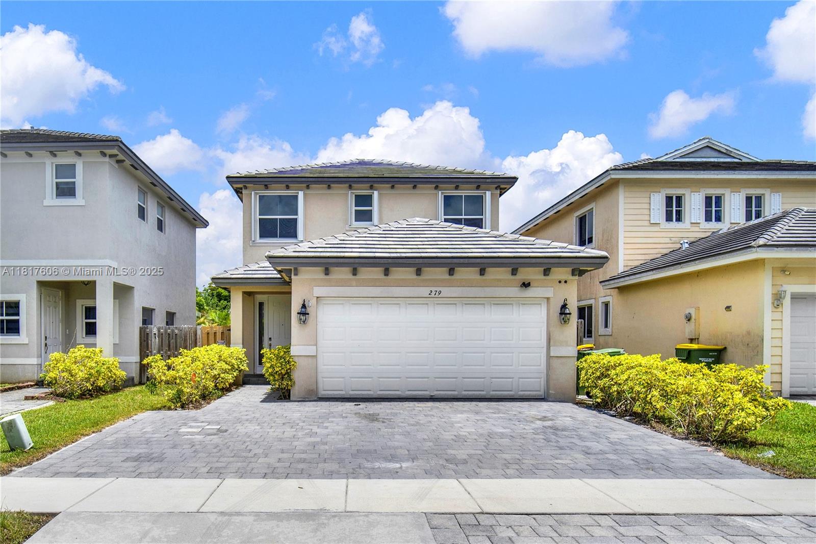 Property for Sale at 279 Se 31st Ter, Homestead, Miami-Dade County, Florida - Bedrooms: 5 
Bathrooms: 3  - $539,900