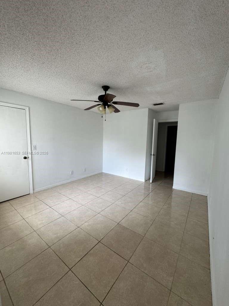 CORAL KEY CONDO - Residential Lease