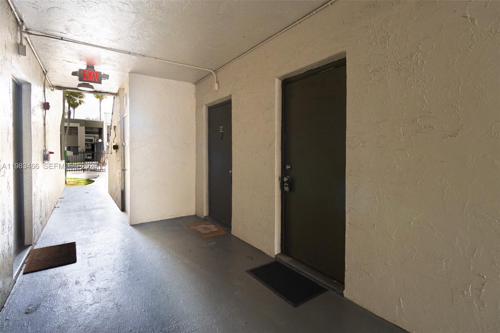 VENETIAN PALMS CONDO - Residential