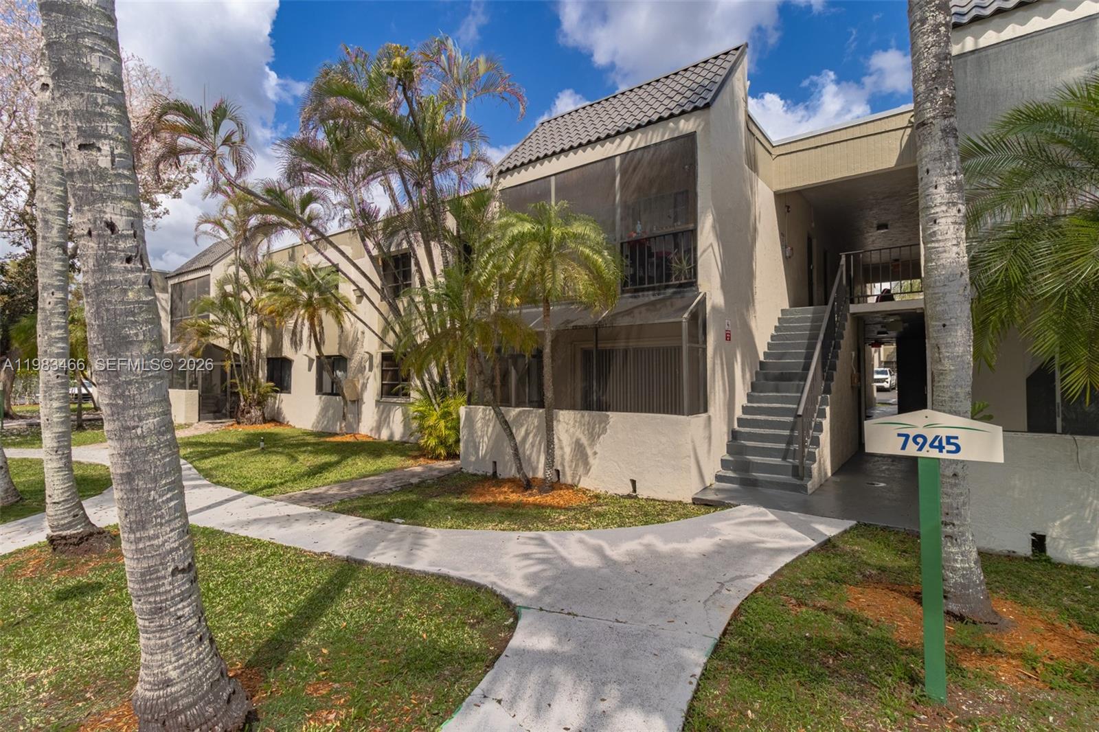 VENETIAN PALMS CONDO - Residential