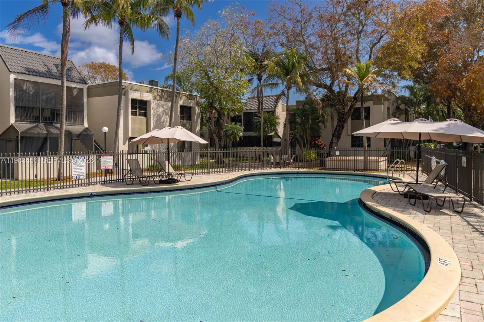 VENETIAN PALMS CONDO - Residential