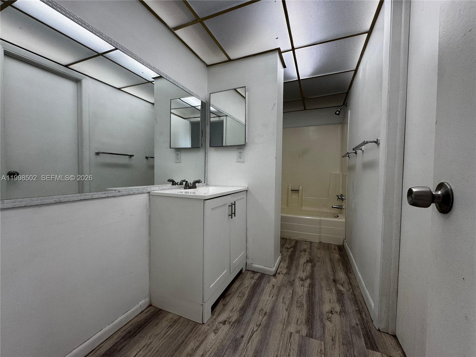 BROOKFIELD SQUARE CONDO - Residential