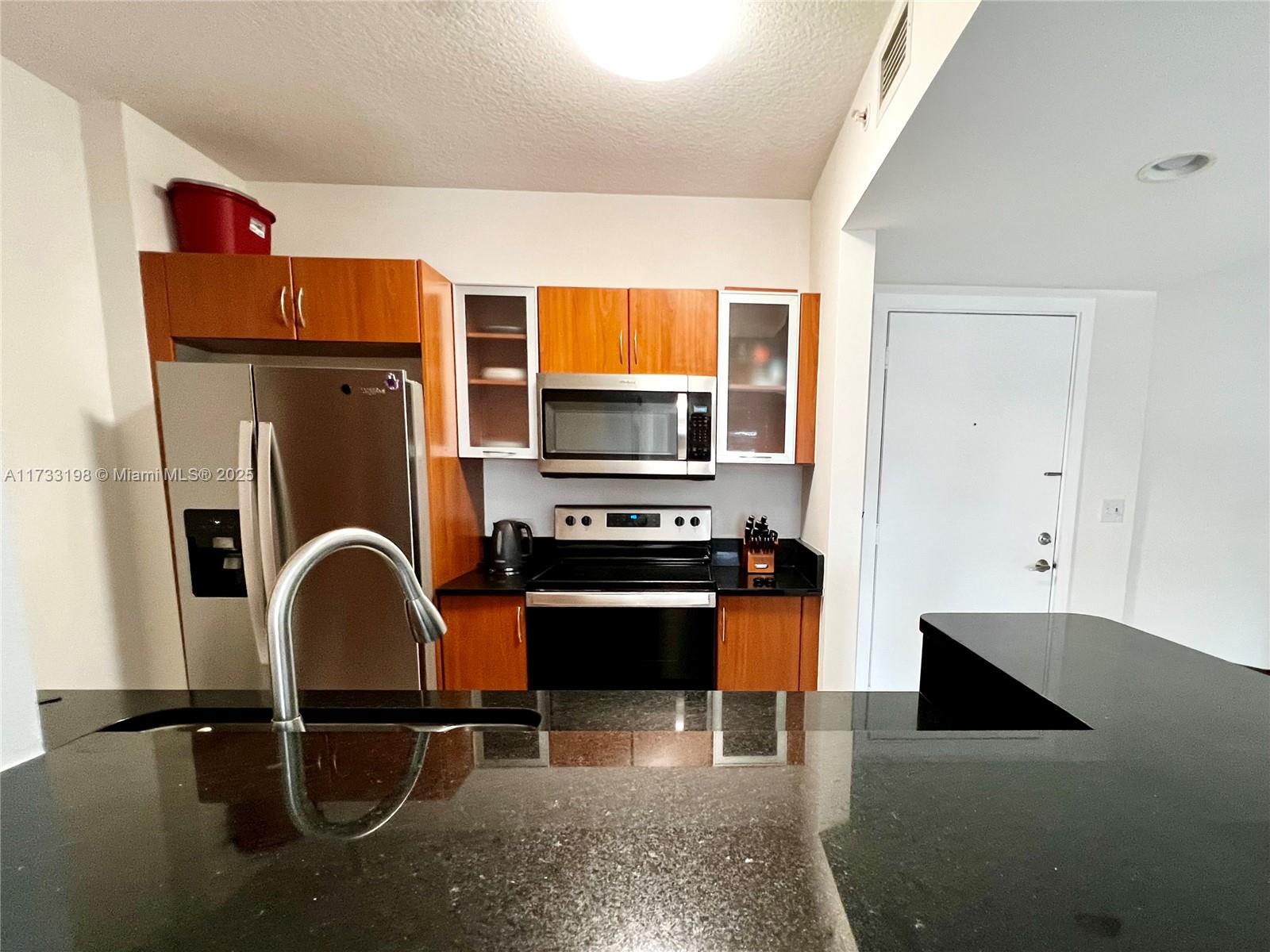 VENTURE AT AVENTURA WEST - Residential
