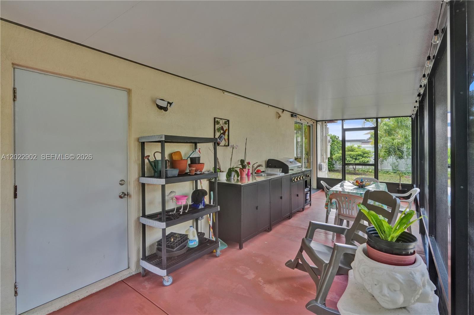 WESTWOOD LAKE 3RD ADDN - Residential