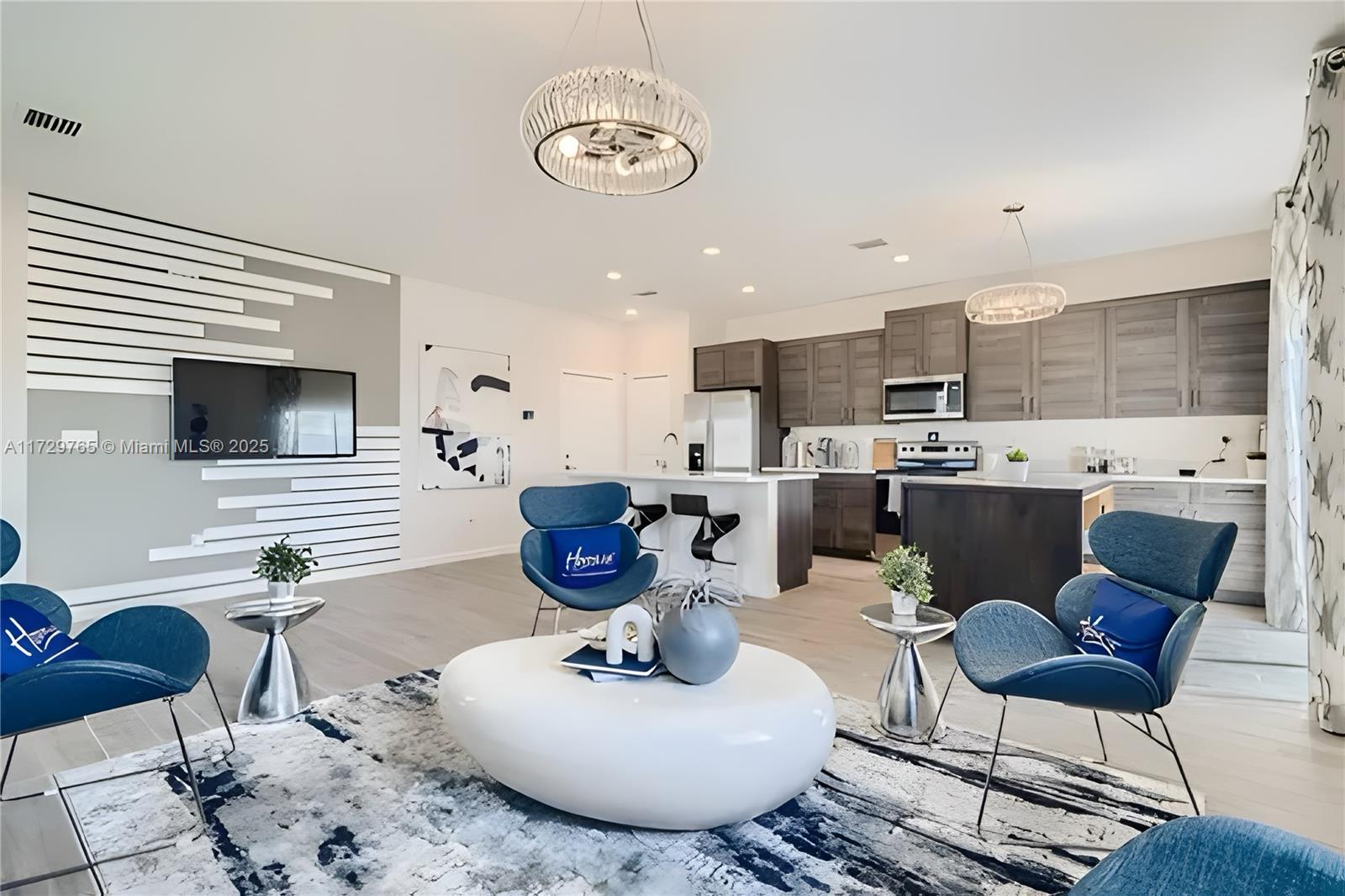 CEDAR AT KEYS GATE - Residential