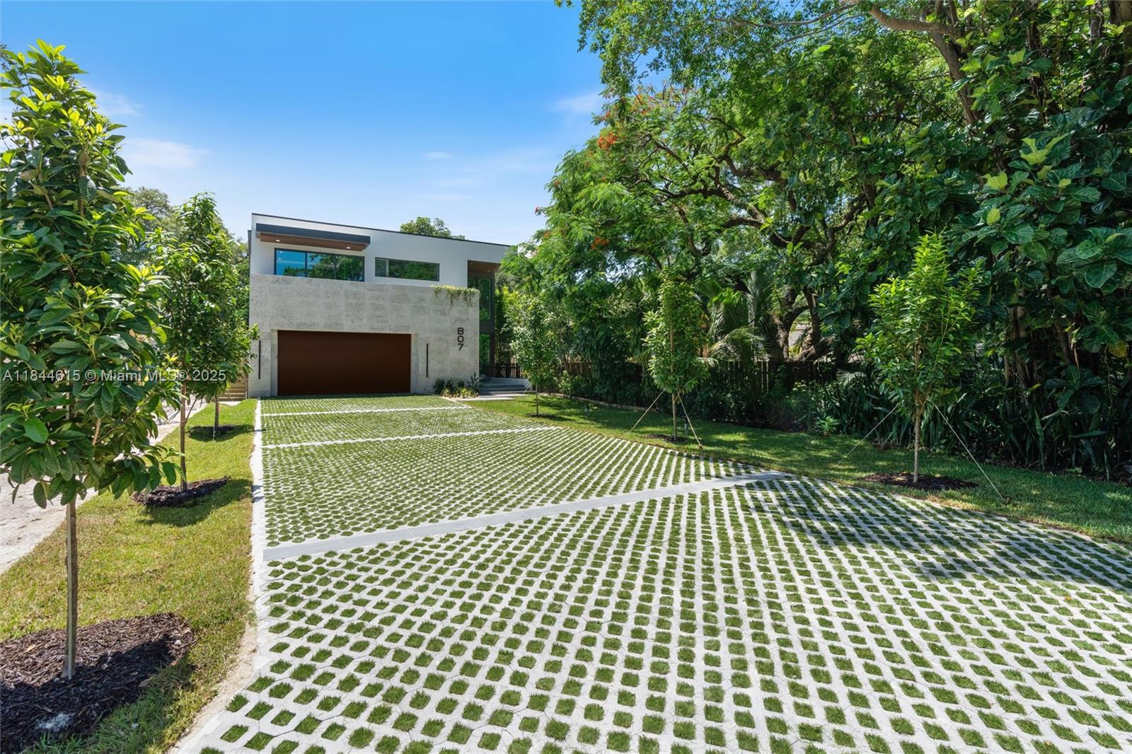 RIVERSIDE ADD AMEN PLAT - Residential