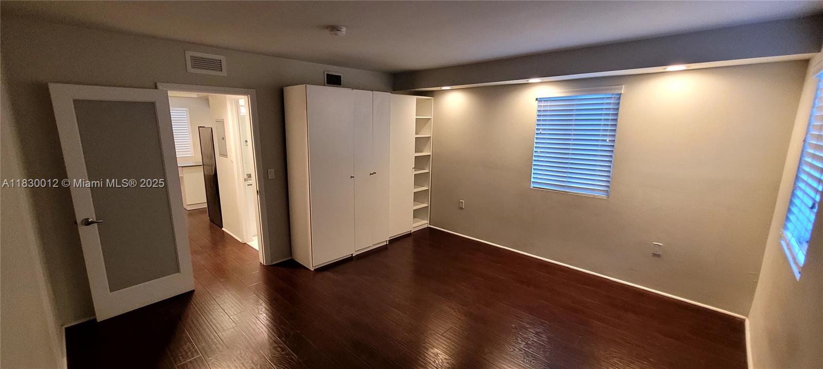 7333 Dickens Ave 2