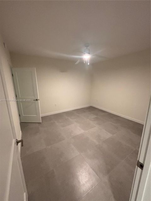 16395 Biscayne Blvd TH 6 North Miami Beach FL 33160