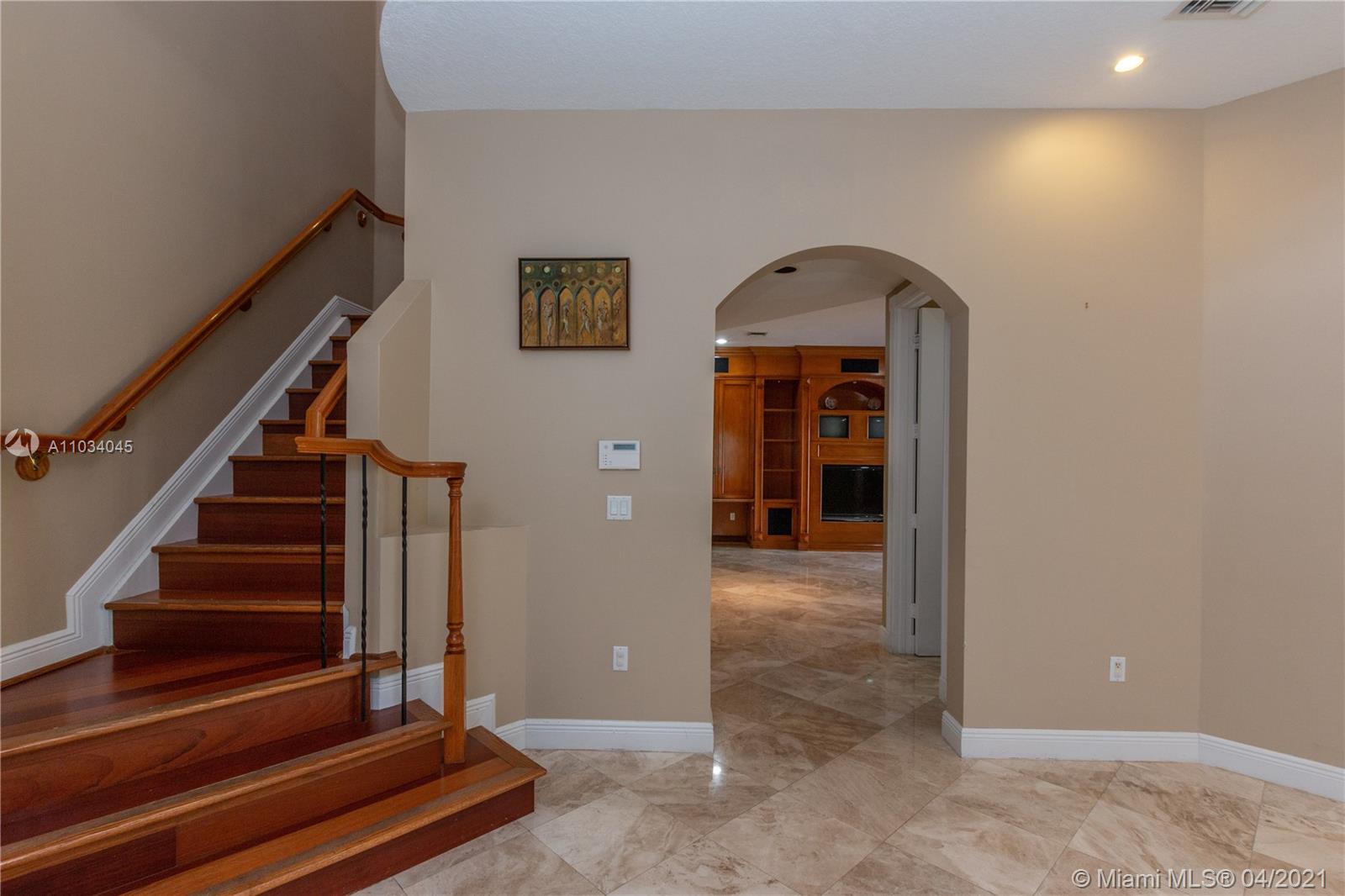 PRESIDENTIAL ESTATES SUB - Residential