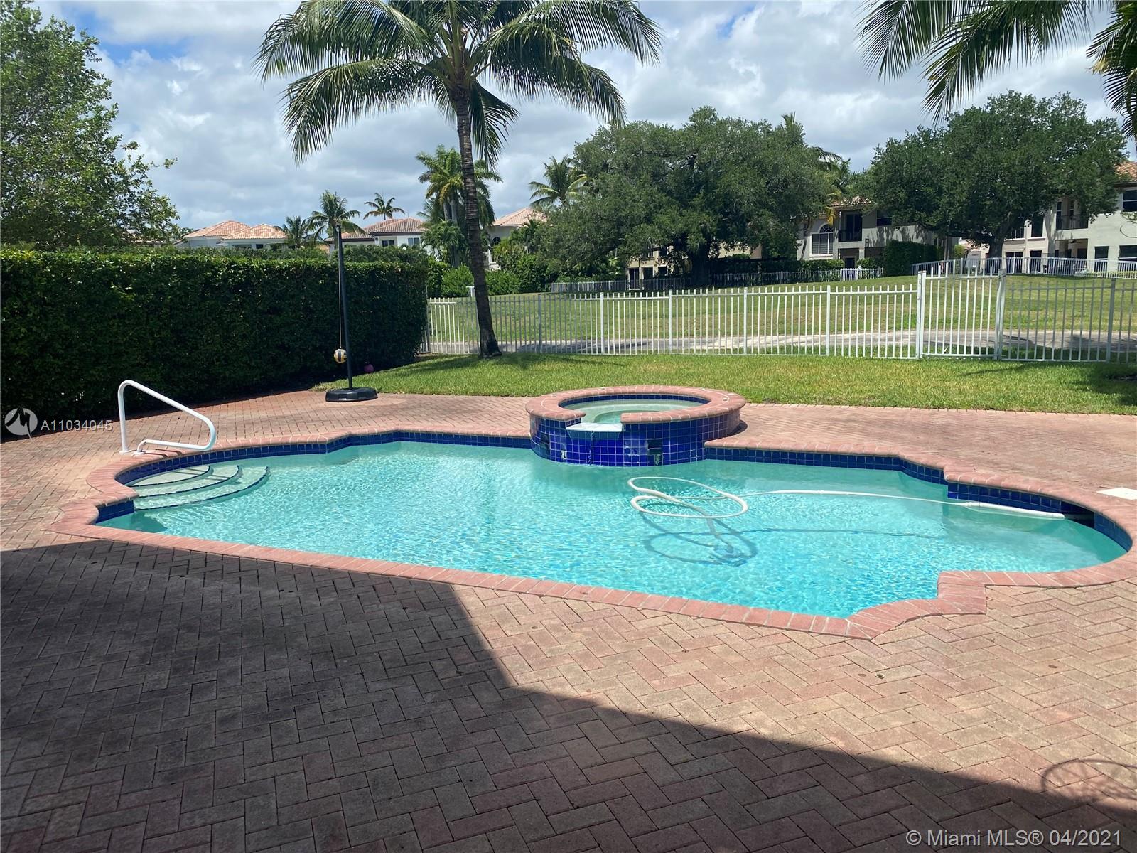 PRESIDENTIAL ESTATES SUB - Residential