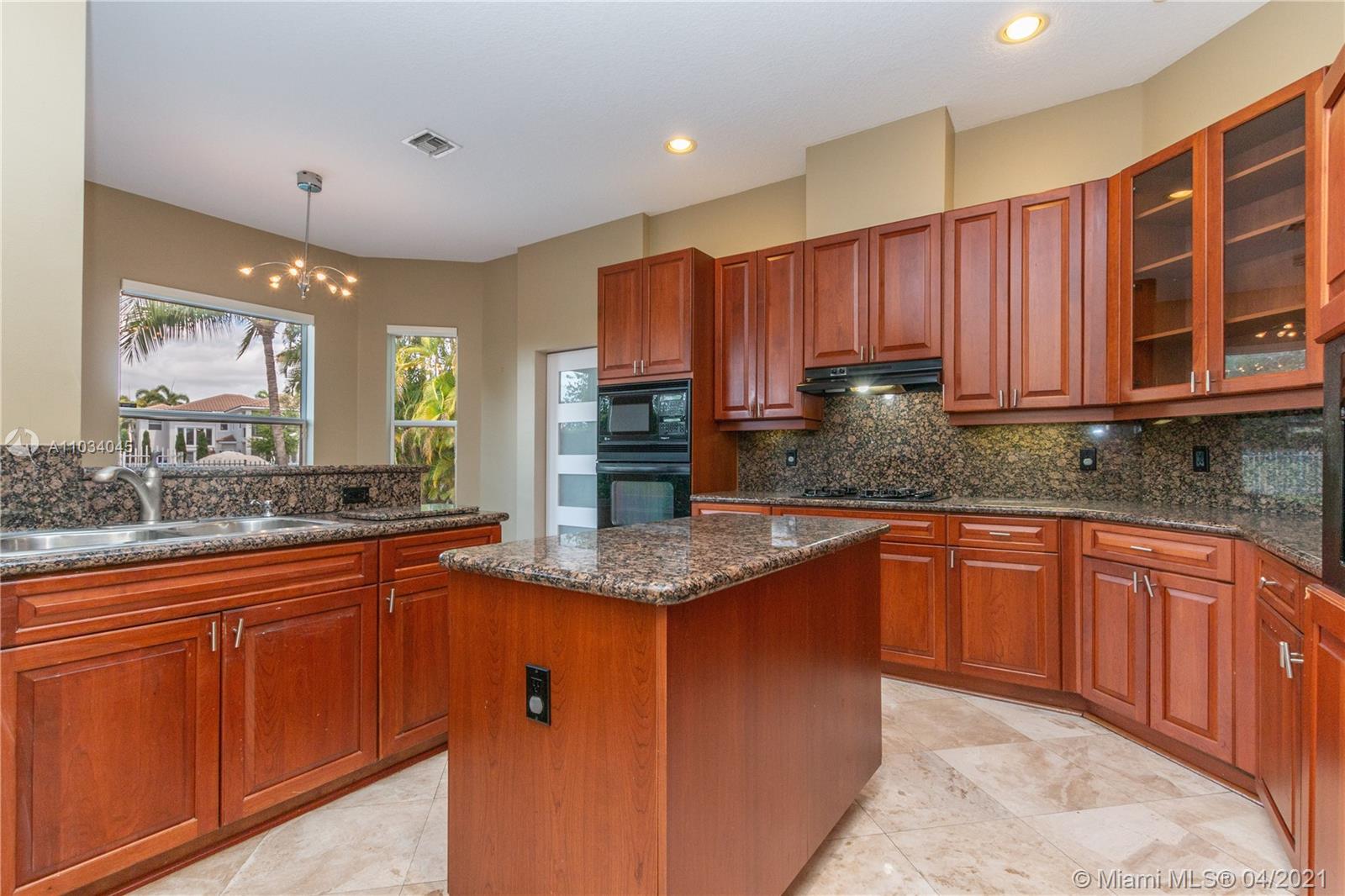 PRESIDENTIAL ESTATES SUB - Residential