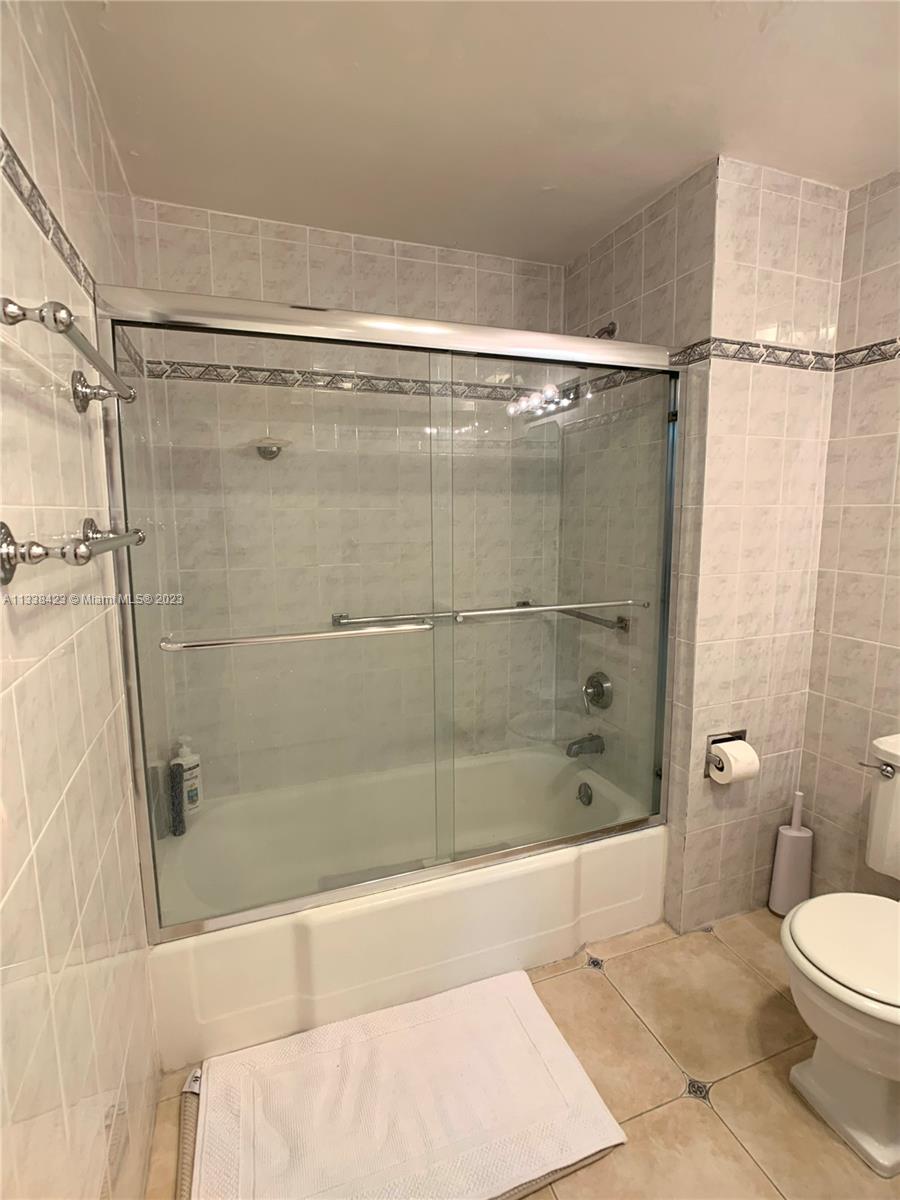 BAY GARDEN MANOR CONDO - Residential Lease