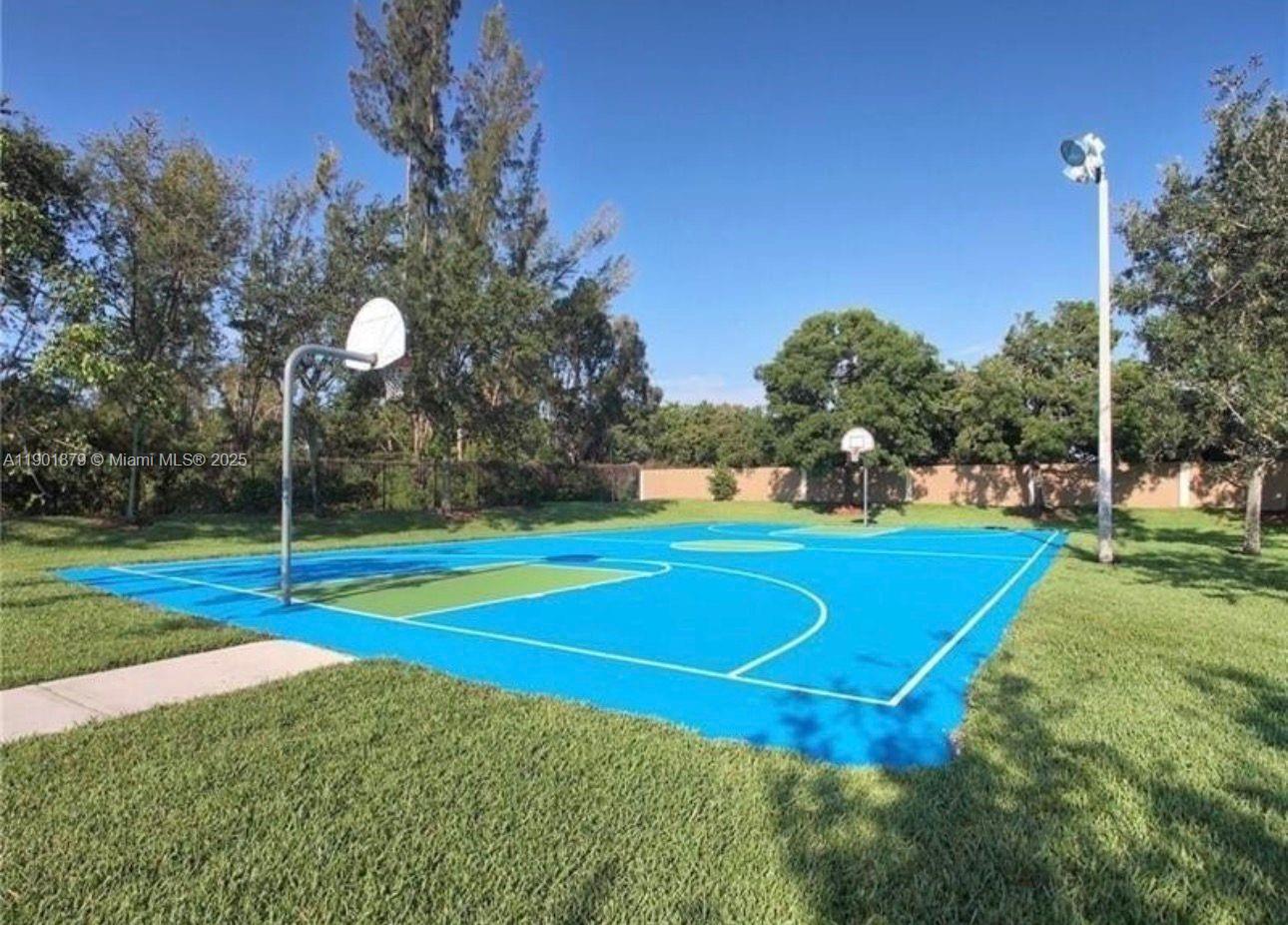 OLYMPIA & YORK RESIDENTIA - Residential Lease