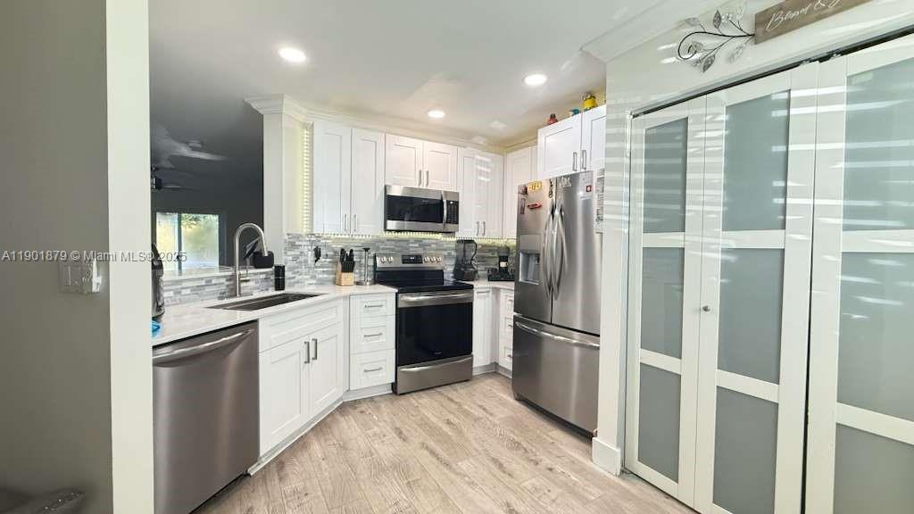 OLYMPIA & YORK RESIDENTIA - Residential Lease