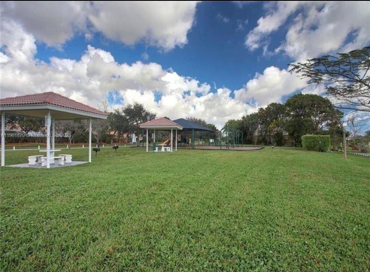 OLYMPIA & YORK RESIDENTIA - Residential Lease