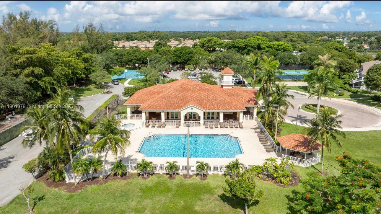 OLYMPIA & YORK RESIDENTIA - Residential Lease