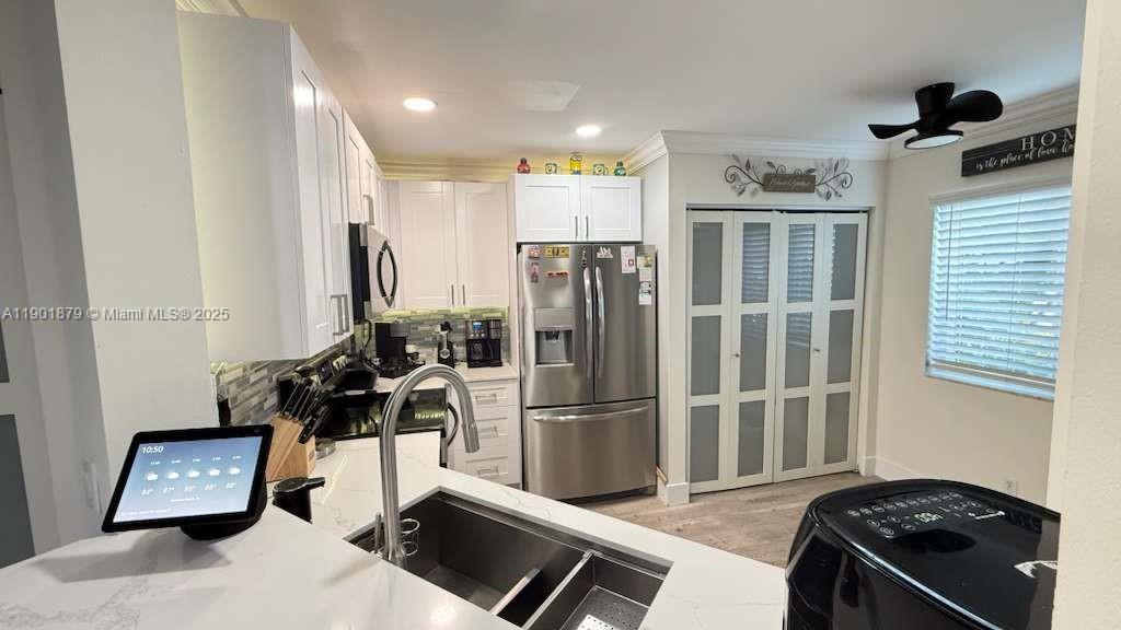 OLYMPIA & YORK RESIDENTIA - Residential Lease