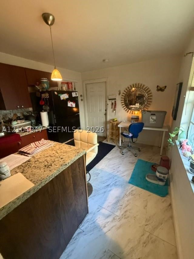 2305 NE 135th Ter