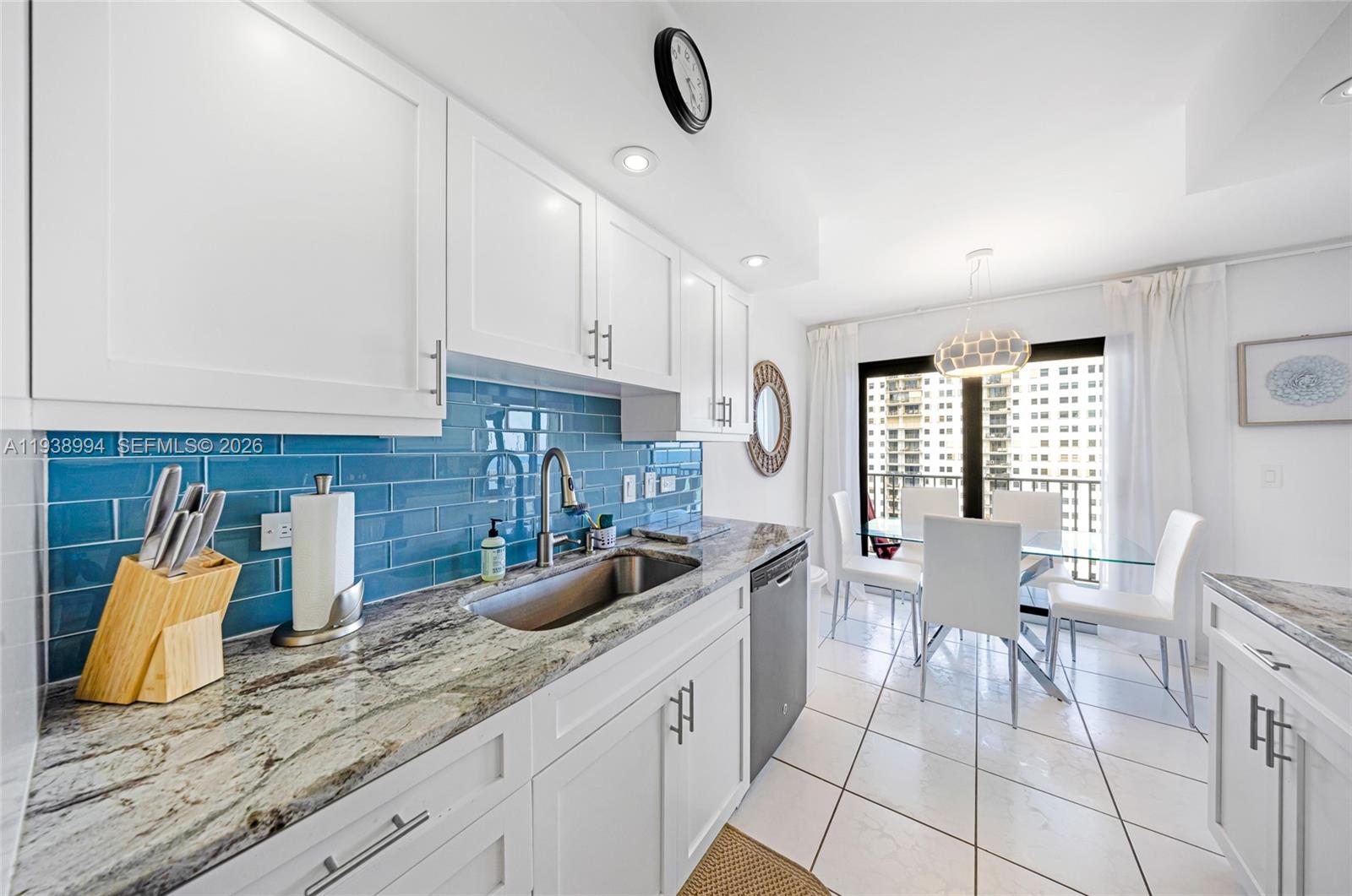 SUMMIT CONDO - Residential Lease