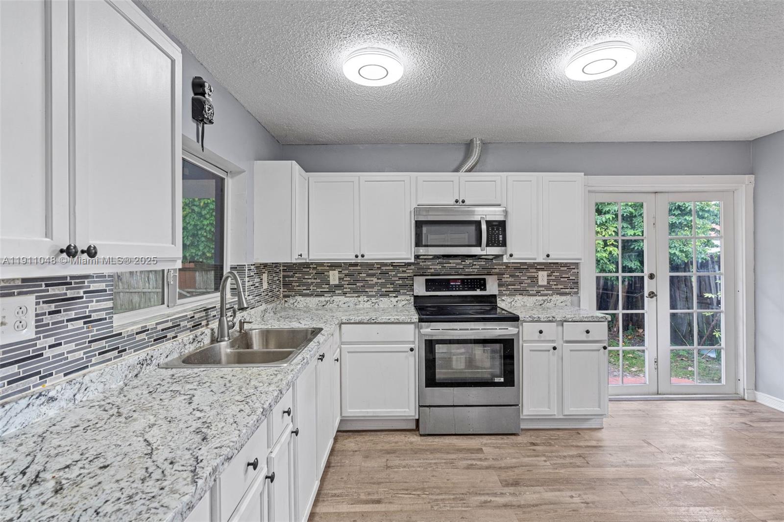 PARK PLACE ESTATES - Residential