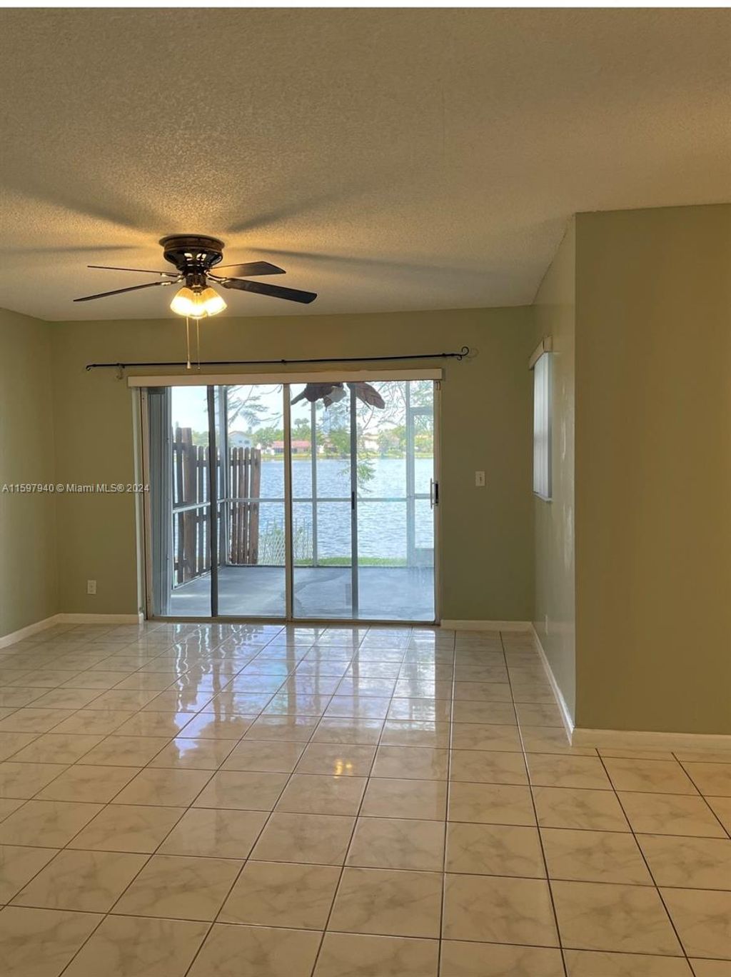 Photo of 6250 Buena Vista Dr, Margate, FL 33063 (MLS # A11597940)