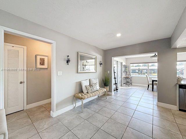 MAINLANDS OF TAMARAC LAKE - Residential