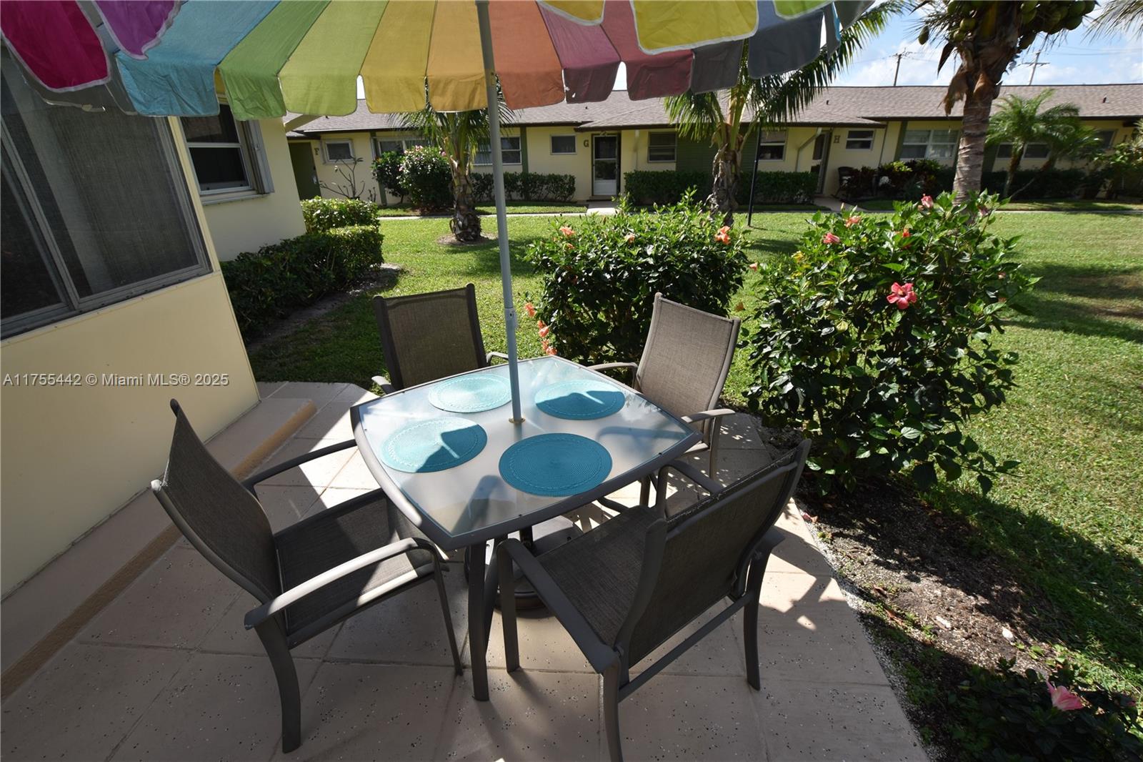 CRESTHAVEN VILLAS CONDO 2 - Residential