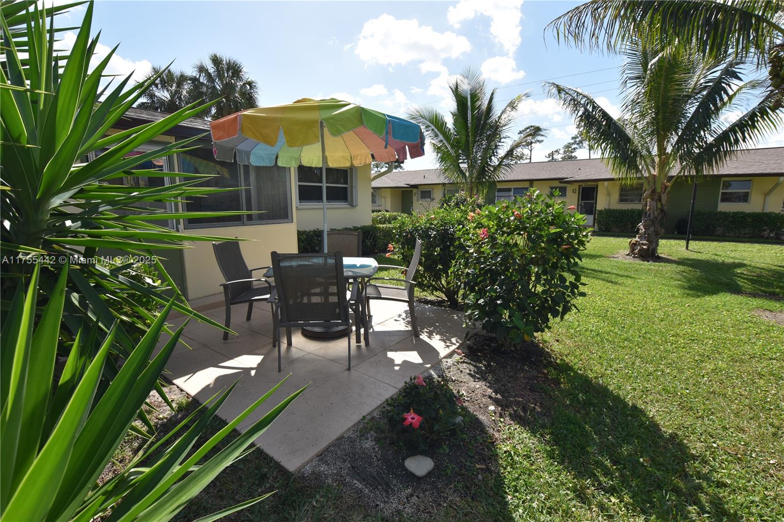 CRESTHAVEN VILLAS CONDO 2 - Residential