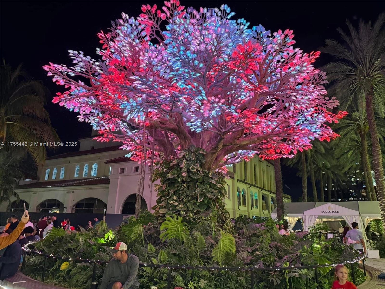 CRESTHAVEN VILLAS CONDO 2 - Residential