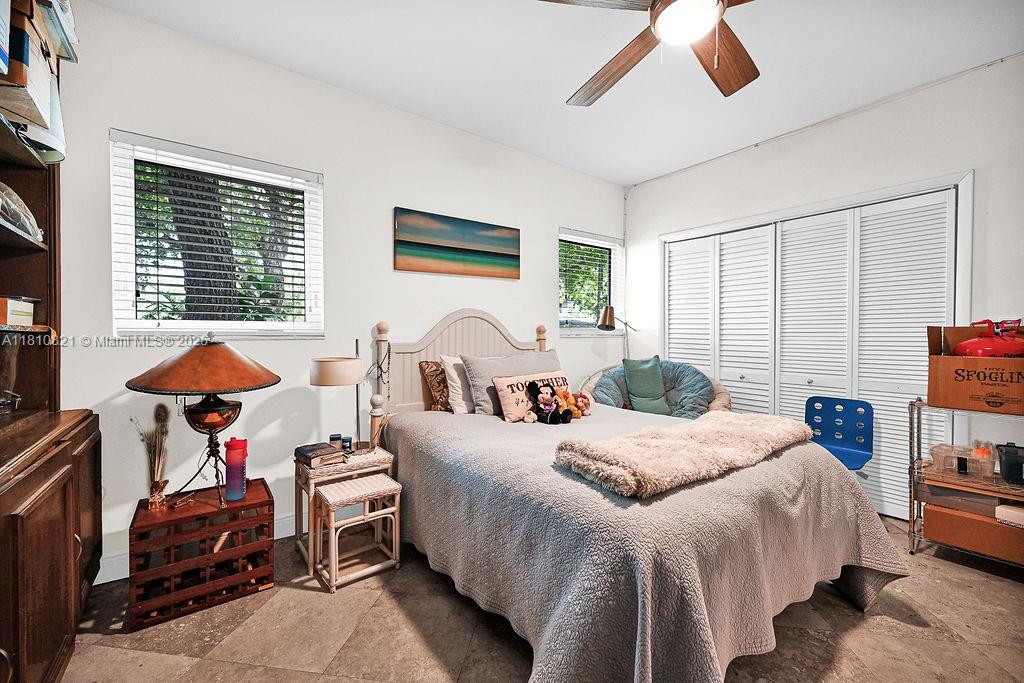 CORAL GABLES GRANADA SEC - Residential