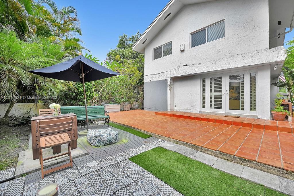 CORAL GABLES GRANADA SEC - Residential