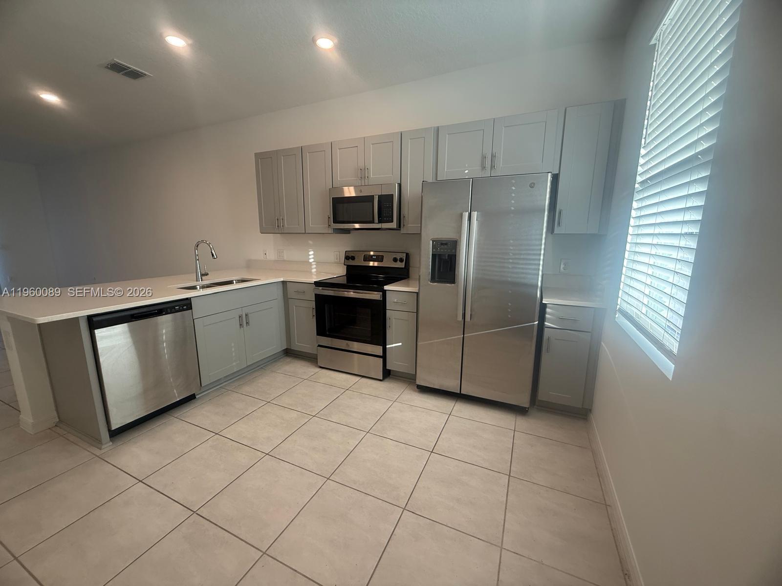 WESTVIEW - Residential