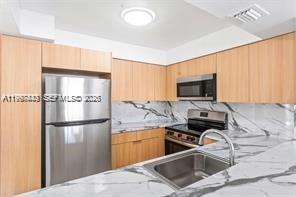 LAKE & TENNIS VILLAS PH 1 - Residential Lease