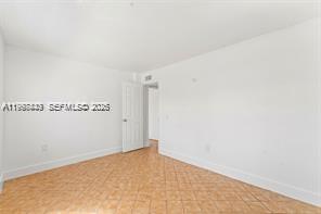 LAKE & TENNIS VILLAS PH 1 - Residential Lease