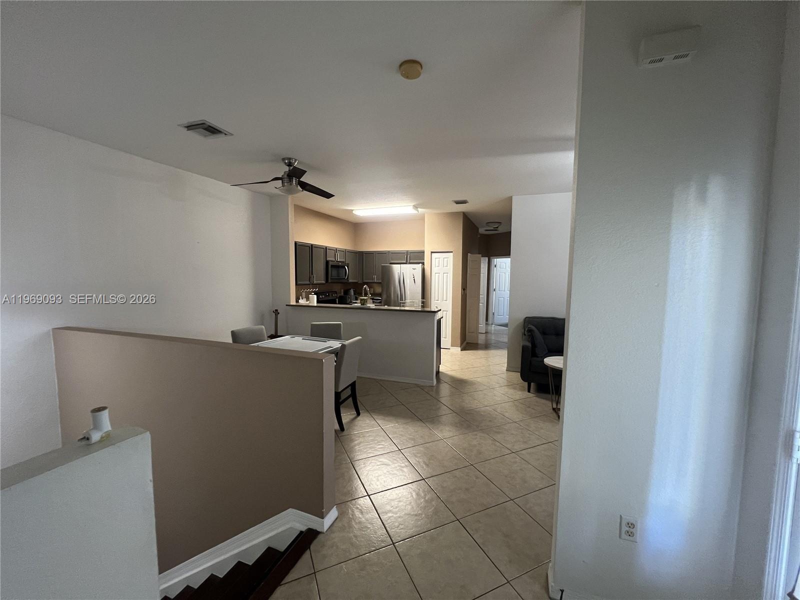 BANYAN BAY CONDO - Residential