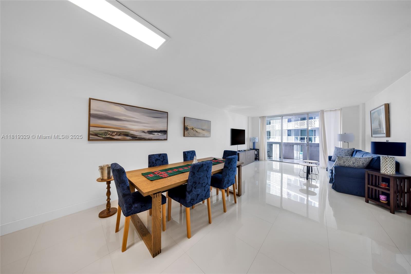 800 West Ave 736