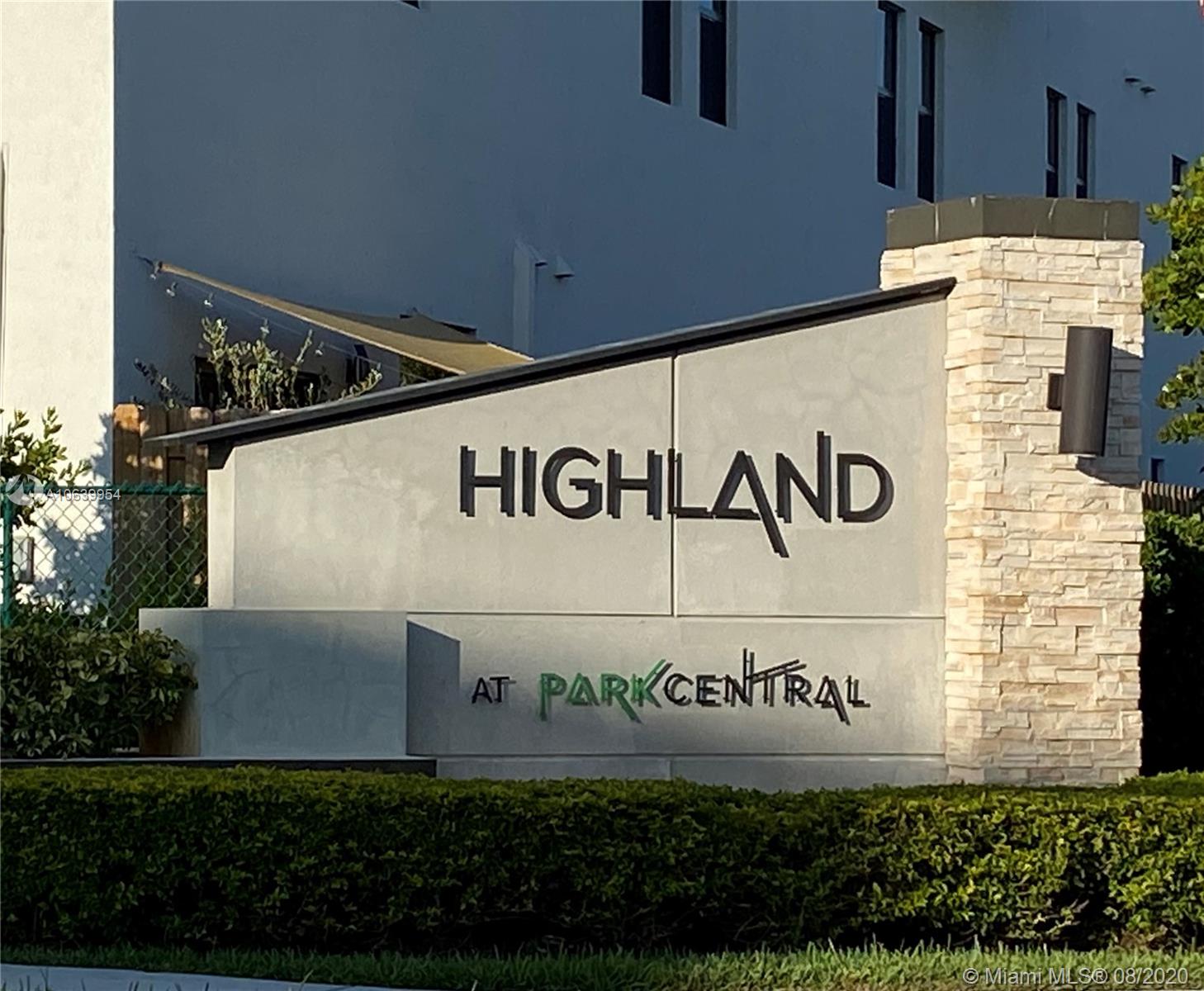 HIGHLAND AT PARK CENTRAL C - Residential