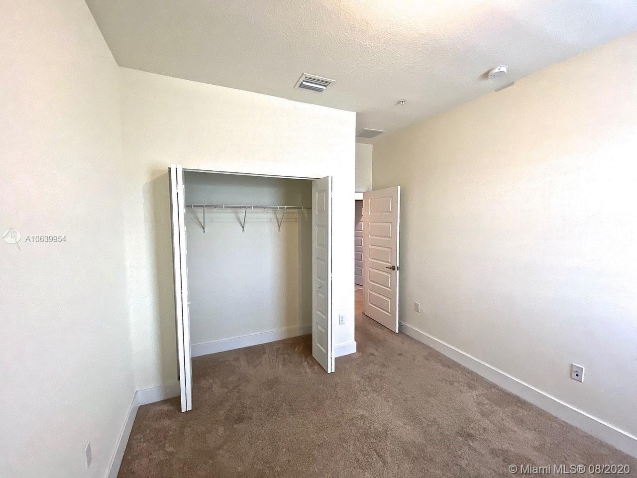 HIGHLAND AT PARK CENTRAL C - Residential
