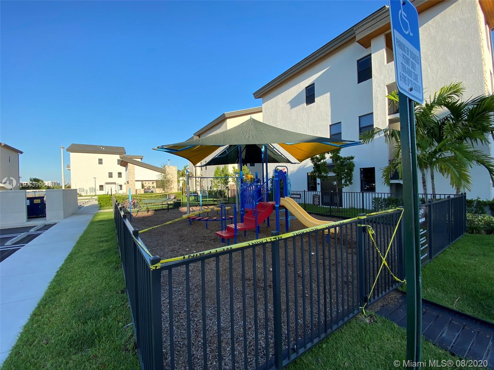 HIGHLAND AT PARK CENTRAL C - Residential